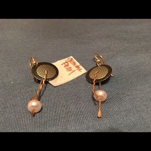 Buy one set, get 2nd half off in a bundle.